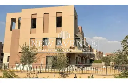 تاون هاوس - 6 غرف نوم - 6 حمامات للبيع في ديستريكت 5 - كمبوندات التجمع الخامس - التجمع الخامس - مدينة القاهرة الجديدة - القاهرة