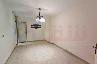 Apartment - 3 Bedrooms - 2 Bathrooms for sale in Camp Chezar - Hay Wasat - Alexandria