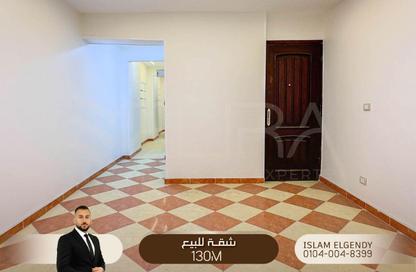 Apartment - 3 Bedrooms - 1 Bathroom for sale in Sidi Beshr Mosque St. - Sidi Beshr - Hay Awal El Montazah - Alexandria