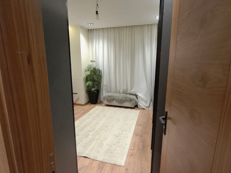 3BR Apartment | Garden Access | El Patio Oro thumbnail