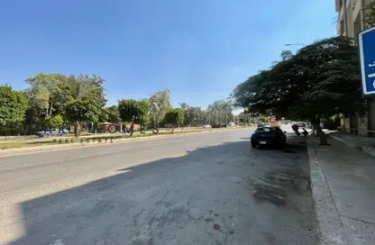 Apartment - 3 Bedrooms - 2 Bathrooms for rent in 1st District - Sheikh Zayed City - Giza