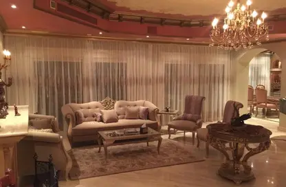 فيلا - 4 غرف نوم - 4 حمامات للايجار في ليك فيو - كمبوندات التجمع الخامس - التجمع الخامس - مدينة القاهرة الجديدة - القاهرة