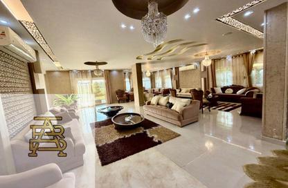 Villa - 5 Bedrooms - 5 Bathrooms for sale in Madinaty - Cairo