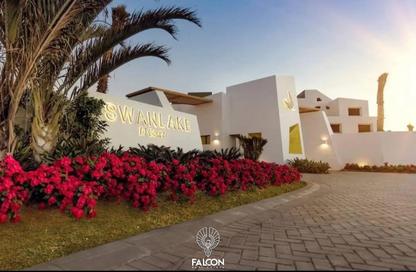 Chalet - 2 Bedrooms - 2 Bathrooms for sale in Swan Lake Gouna - El Gouna - Hurghada - Red Sea