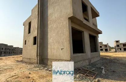 فيلا - 4 غرف نوم - 3 حمامات للبيع في ليك ويست - كمبوندات الشيخ زايد - الشيخ زايد - الجيزة