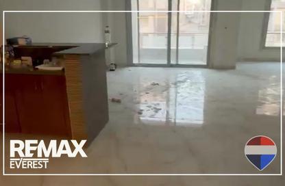 Apartment - 3 Bedrooms - 3 Bathrooms for rent in Cairo University Compound - Sheikh Zayed Compounds - Sheikh Zayed City - Giza
