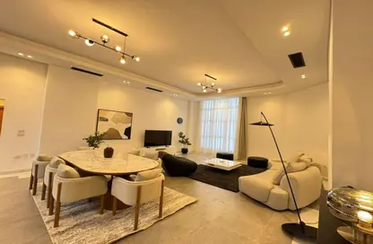 شقة - 3 غرف نوم - 3 حمامات للايجار في حياة هايتس - المستثمرين الشمالية - مدينة القاهرة الجديدة - القاهرة