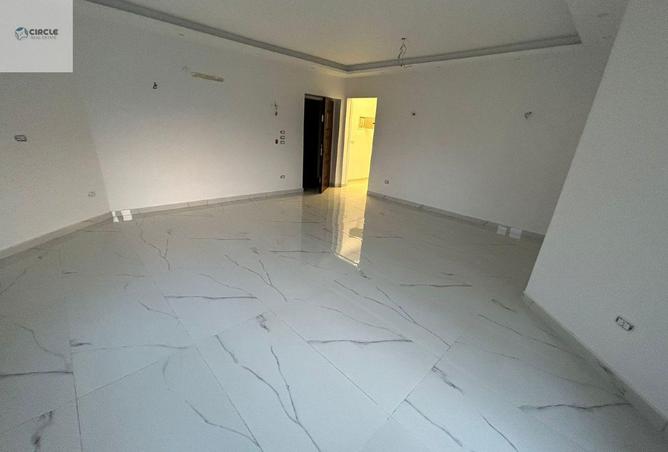 67741009 - Property Image 3