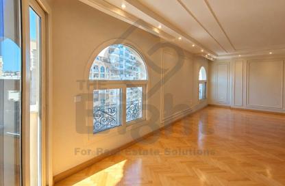Apartment - 4 - 2 for rent in Mohamed Fawzy Moaz St. - Smouha - Hay Sharq - Alexandria