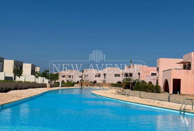 98816042 - Property Image 3