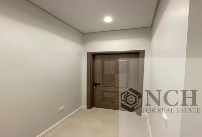 70371184 - صورة العقار 3