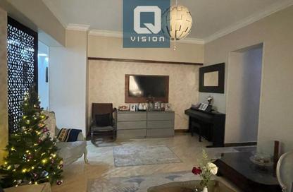 Apartment - 2 Bedrooms - 1 Bathroom for sale in Zahraa El Maadi - Hay El Maadi - Cairo