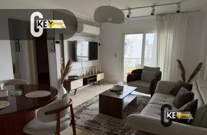 شقة - 2 غرف نوم - 1 حمام للايجار في B12 - مدينتي - القاهرة