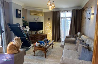 Apartment - 4 Bedrooms - 2 Bathrooms for sale in Al Laselky St. - El Laselky - New Maadi - Hay El Maadi - Cairo