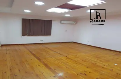 Office Space - 3 Bedrooms - 2 Bathrooms for rent in Salah Salem St. - Roxy - Heliopolis - Masr El Gedida - Cairo