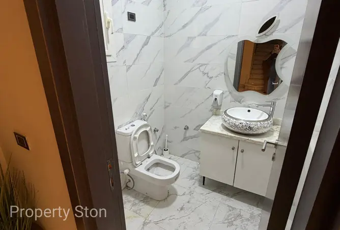 110744287 - Property Image 3