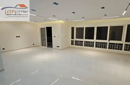 شقة - 3 غرف نوم - 3 حمامات للبيع في B12 - مدينتي - القاهرة