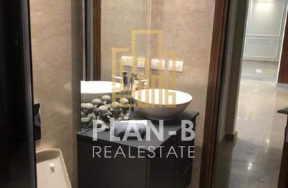 Apartment - 3 Bedrooms - 2 Bathrooms for sale in New Giza - Cairo Alexandria Desert Road - 6 October City - Giza