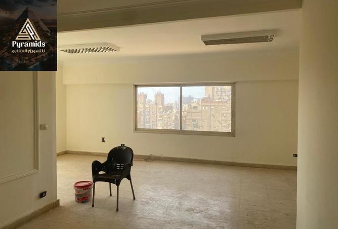 64135128 - Property Main Image