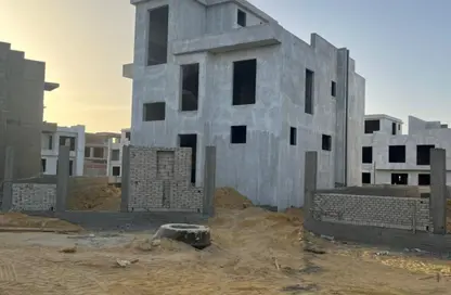 فيلا - 5 غرف نوم - 5 حمامات للبيع في ليك ويست 2 - كمبوندات الشيخ زايد - الشيخ زايد - الجيزة