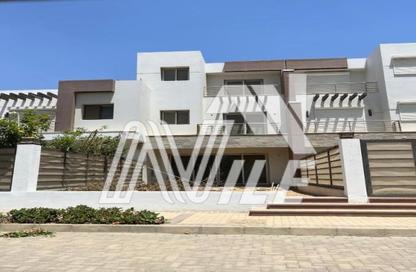 Townhouse - 3 Bedrooms - 3 Bathrooms for sale in Park Corner - Hyde Park - New Cairo City - Cairo Townhouse - 3 Bedrooms - 3 Bathrooms for sale in Park Corner - Hyde Park - New Cairo City - Cairo