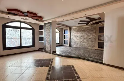 شقة - 3 غرف نوم - 1 حمام للبيع في شارع النصر - سموحة - حي شرق - الاسكندرية