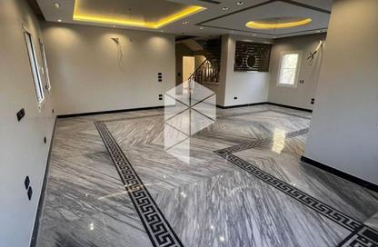 Apartment - 5 Bedrooms - 4 Bathrooms for sale in Mivida - 5th Settlement Compounds - The 5th Settlement - New Cairo City - Cairo