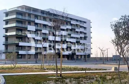 شقة - 2 غرف نوم - 2 حمامات للبيع في كمبوند البروج - كمبوندات الشروق - مدينة الشروق - القاهرة