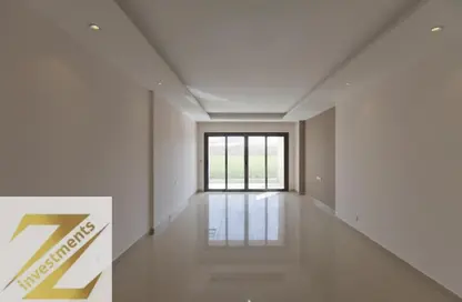 Apartment - 3 Bedrooms - 2 Bathrooms for sale in The Address East - 90 Street - The 5th Settlement - New Cairo City - Cairo