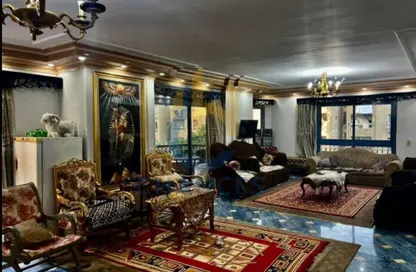 Apartment - 3 Bedrooms - 2 Bathrooms for sale in Street 199 - Degla - Hay El Maadi - Cairo