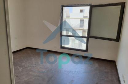 شقة - 3 غرف نوم - 3 حمامات للايجار في ذا كورت ياردز - كمبوندات الشيخ زايد - الشيخ زايد - الجيزة