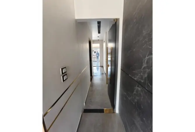 107689204 - Property Image 2