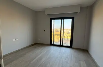 Apartment - 2 Bedrooms - 2 Bathrooms for rent in Village West - Sheikh Zayed Compounds - Sheikh Zayed City - Giza