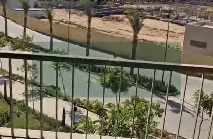 Apartment - 3 Bedrooms - 3 Bathrooms for sale in District 5 - 5th Settlement Compounds - The 5th Settlement - New Cairo City - Cairo