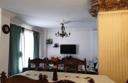 Apartment - 2 Bedrooms - 1 Bathroom for sale in Al Hadiqah Al Dawliyah - 7th District - Nasr City - Cairo