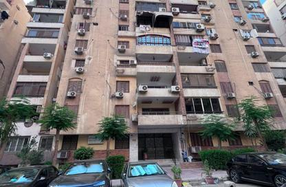 Apartment - 3 Bedrooms - 2 Bathrooms for sale in Al Sahaba Al Keram St. - Al Sefarat District - Nasr City - Cairo
