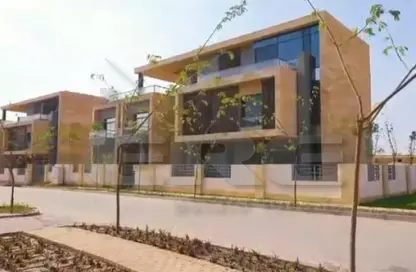 Villa - 4 Bedrooms - 4 Bathrooms for sale in Taj City - 5th Settlement Compounds - The 5th Settlement - New Cairo City - Cairo
