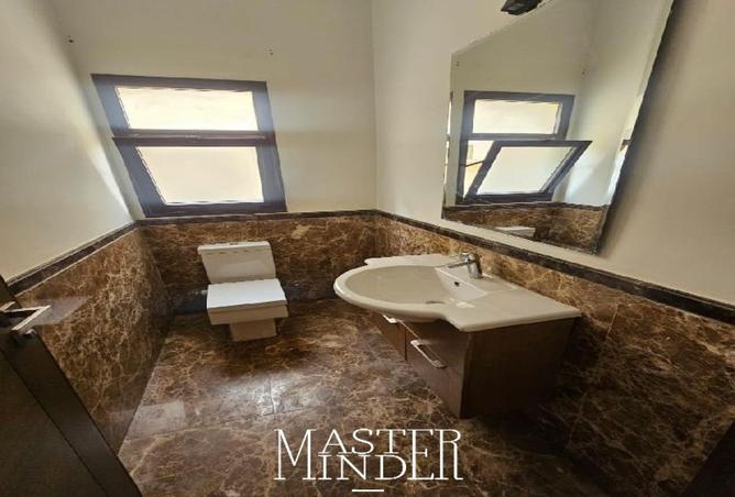 69838357 - Property Image 2