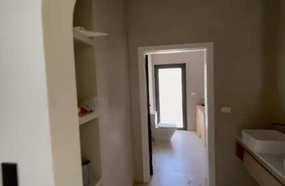 Apartment - 3 Bedrooms - 3 Bathrooms for rent in Al Shouyfat - 5th Settlement Compounds - The 5th Settlement - New Cairo City - Cairo