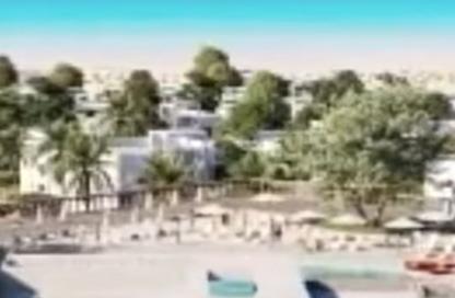 Chalet - 3 Bedrooms - 2 Bathrooms for sale in Koun - Ras Al Hekma - North Coast