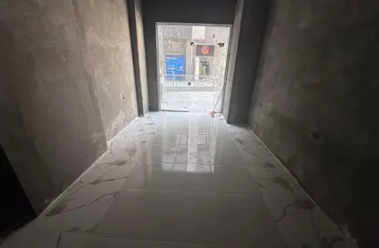 Shop - Studio for sale in Moon Valley - South Investors Area - New Cairo City - Cairo
