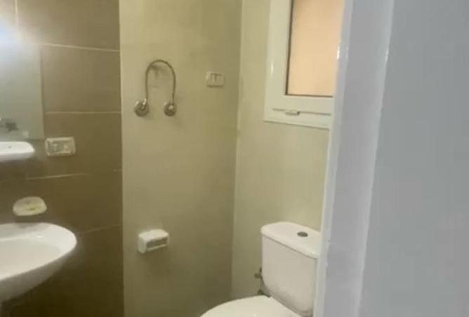 63142554 - Property Image 3