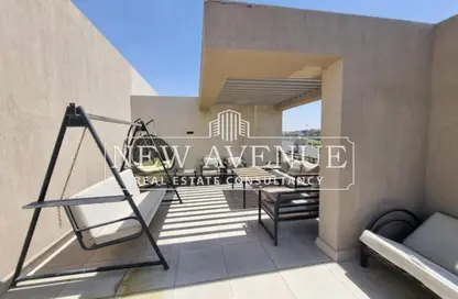 (بنتهاوس  (روف - 3 غرف نوم - 3 حمامات للبيع في مون ريزيدنس - فيفث سكوير - التجمع الخامس - مدينة القاهرة الجديدة - القاهرة