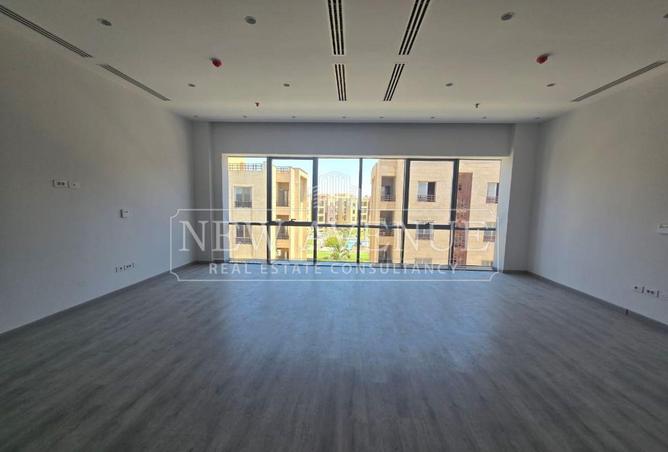 92131962 - Property Main Image