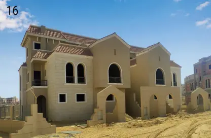 Villa - 5 Bedrooms - 4 Bathrooms for sale in Ivy Residence - El Shorouk Compounds - Shorouk City - Cairo