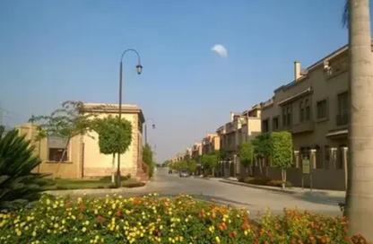 منزل مزدوج - 5 غرف نوم - 5 حمامات للبيع في كمبوند ريحانة - طريق الواحات - مدينة 6 أكتوبر - الجيزة
