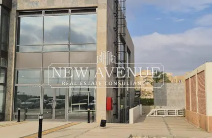 Retail - Studio - 2 Bathrooms for rent in City Walk Strip - Waslet Dahshur Road - Sheikh Zayed City - Giza