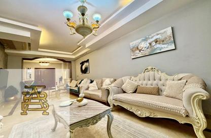 Villa - 3 Bedrooms - 4 Bathrooms for sale in Madinaty - Cairo
