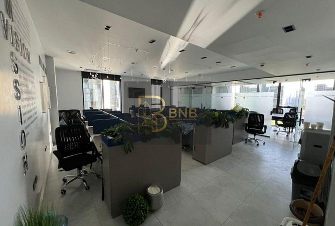 81843704 - Property Main Image