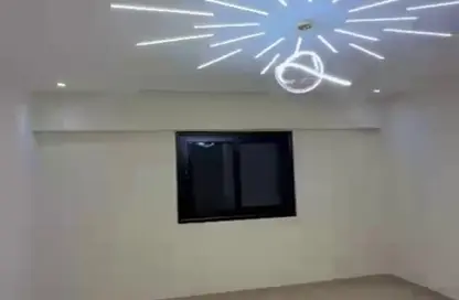 شقة - 3 غرف نوم - 2 حمامات للبيع في شارع اسراء المعلمين - المهندسين - الجيزة